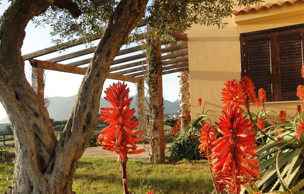 파뷔냐나도 Il Giardino Delle Aloe 게스트하우스 외부 사진