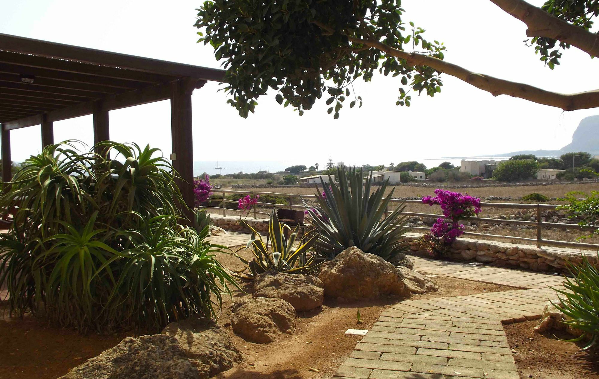 파뷔냐나도 Il Giardino Delle Aloe 게스트하우스 외부 사진